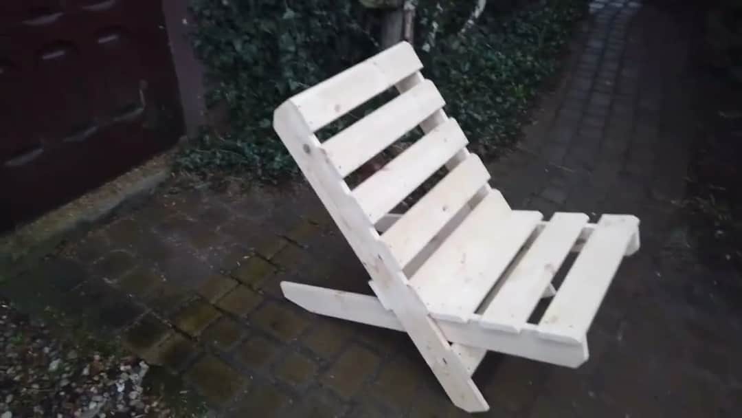 Jak zrobić krzesło ogrodowe, które przetrwa nawet najgorsze warunki